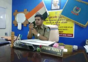 झारखंड में 24 आईपीएस का तबादला