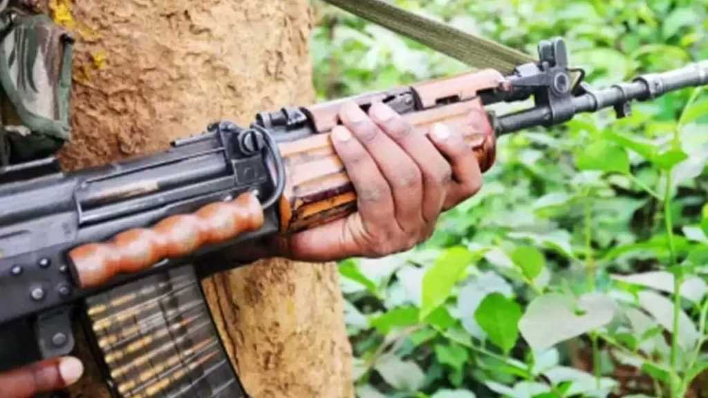 नक्सली पुलिस मुठभेड़ दो जवानों की शहादत,एक पलामू और एक गया का रहने वाला है.जवान,जंगल में तेज हुआ अभियान