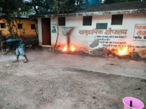 बीडीओ के पहल पर मुख्यालय समेत अन्य जगहों पर हुई साफ सफाई