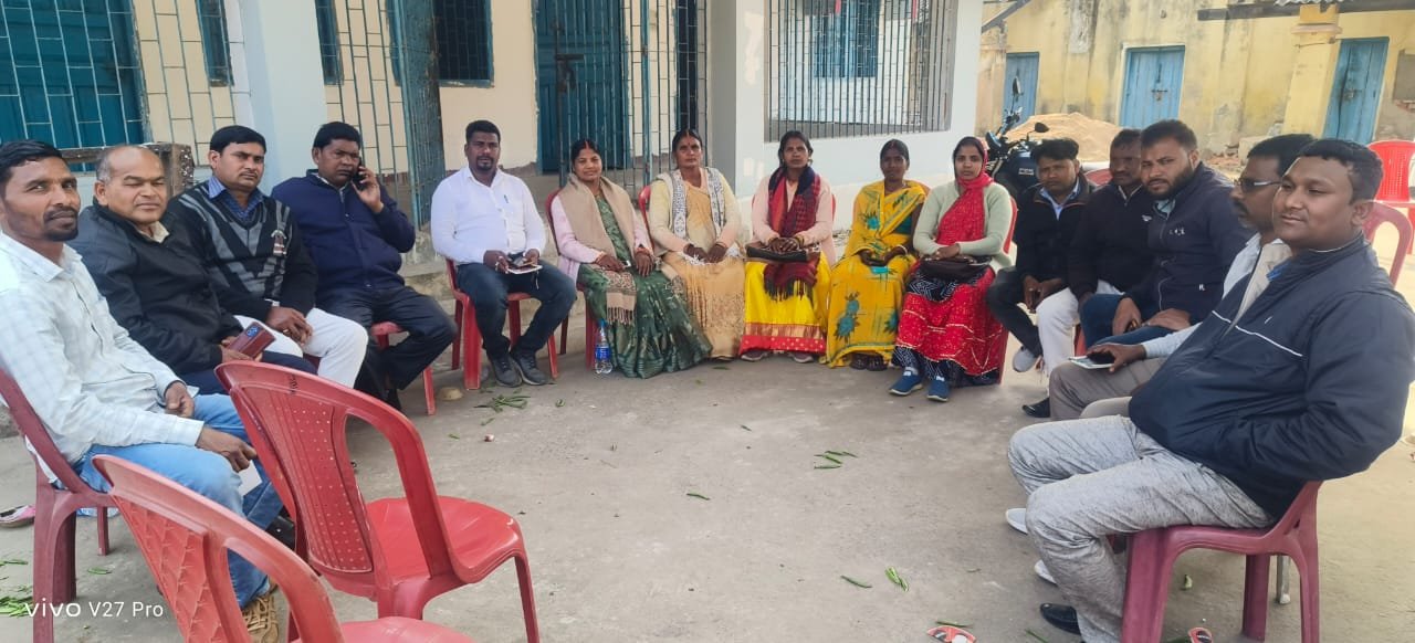 मुखिया शकुंतला देवी की अध्यक्षता में महिला सभा का आयोजन किया गया मुखिया शकुंतला देवी की अध्यक्षता में महिला सभा का आयोजन किया गया