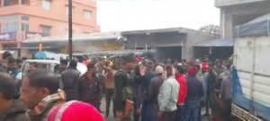 बालूमाथ :अपराधियों ने घर में घुसकर एक युवक की गोली मारकर हत्या कर दी
