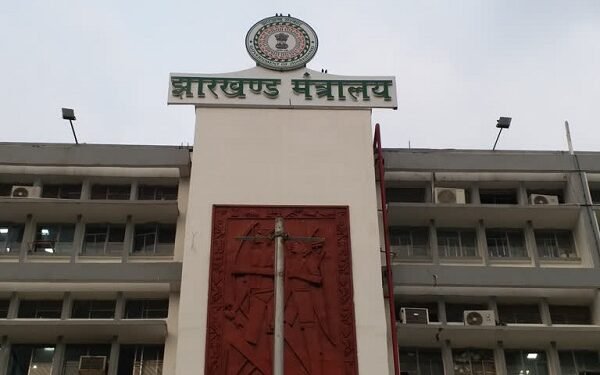 राँची :राज्य सरकार बजट की सिर्फ 63.95 फीसदी राशि ही खर्च कर पाई है अब तक राँची :राज्य सरकार बजट की सिर्फ 63.95 फीसदी राशि ही खर्च कर पाई है अब तक