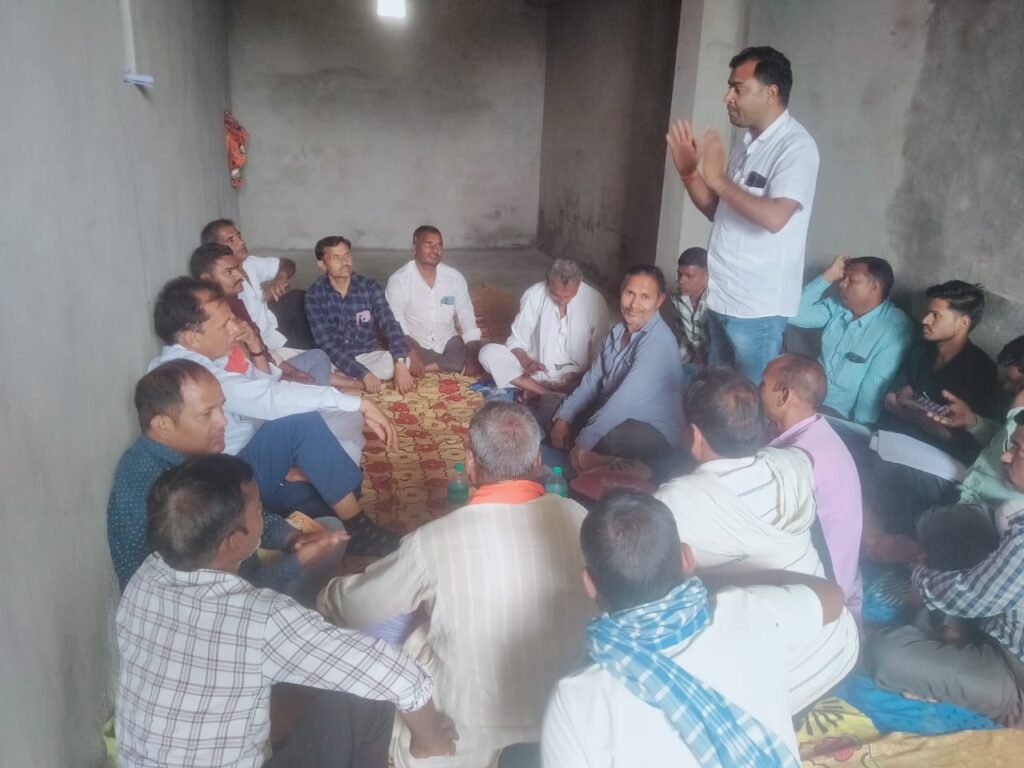 भाजपा मंडल अध्यक्ष संध्याकर विश्वकर्मा के अध्यक्षता में बैठक हुआ संपन्न