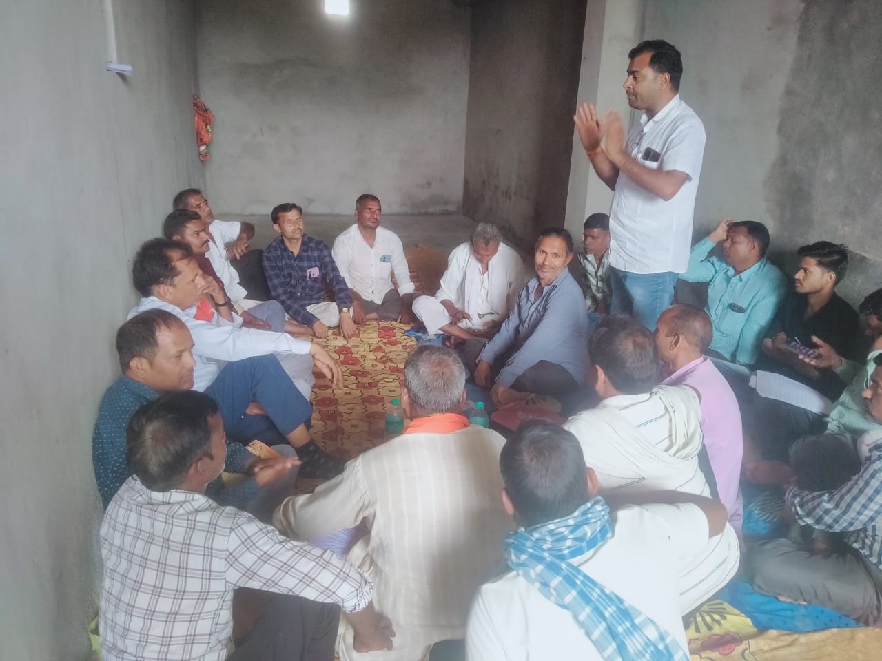 भाजपा मंडल अध्यक्ष संध्याकर विश्वकर्मा के अध्यक्षता में बैठक हुआ संपन्न