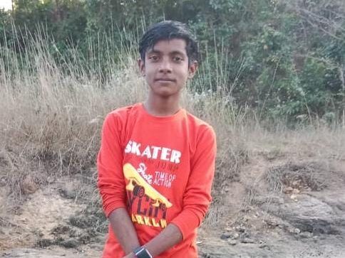 गोला के कोराम्बे गाँव निवासी शंकर महतो के लापता पुत्र का बरामद हुआ शव। गोला के कोराम्बे गाँव निवासी शंकर महतो के लापता पुत्र का बरामद हुआ शव।