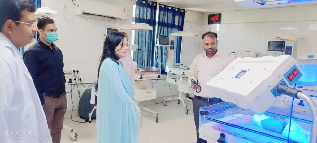 उपायुक्त गरिमा सिंह ने सदर अस्पताल का किया औचक निरीक्षण