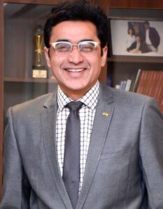 डीएवी और शिक्षा विभाग के बीच फंस गया बच्ची का एडमिशन
