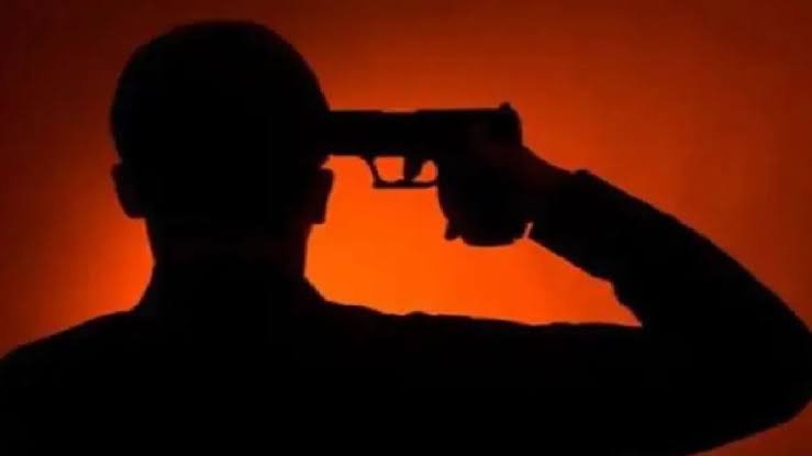 कारोबार में नुकसान को लेकर बिल्डर नीरज सहाय ने खुद को गोली मारकर की आत्महत्या: जांच में जुटी पुलिस कारोबार में नुकसान को लेकर बिल्डर नीरज सहाय ने खुद को गोली मारकर की आत्महत्या: जांच में जुटी पुलिस
