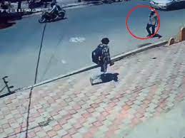 (बेंगलुरु)बेंगलुरु रामेश्वरम कैफे ब्लास्ट : सीसीटीवी में आरोपी का चेहरा आया सामने- एआई की मदद से पहचान करेगी पुलिस