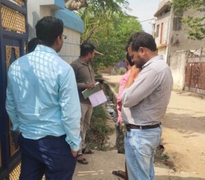 बिल्डिंग मैटेरियल्स सडक पर गिराने पर पांच को नोटिस, एक पर लगा जुर्माना