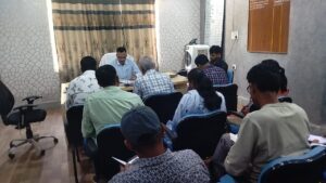 मतदान केन्द्रों में आवश्यक सुविधाओं को दुरुस्त करने का दिया निर्देश:प्रखंड विकास पदाधिकारी दिनेश कुमार