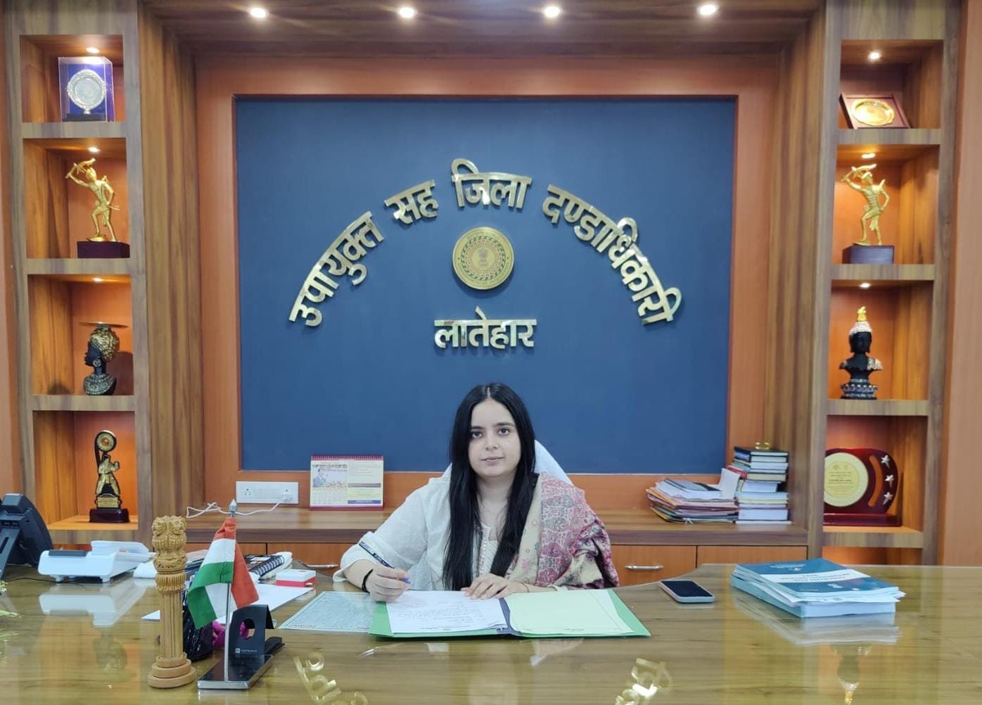 कन्या विवाह एवं विकास सोसायटी के द्वारा आदर्श विवाह एवं सम्मान समारोह का हुआ आयोजन