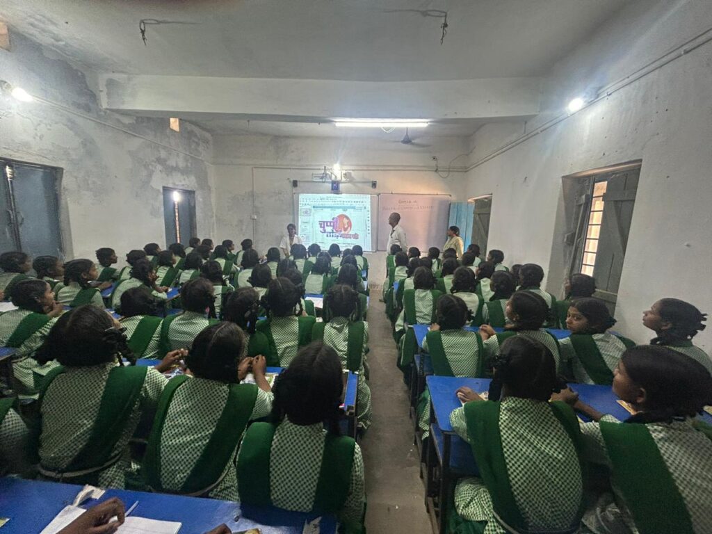 क्विज प्रतियोगिता में सफल छात्राओं को किया गया पुरस्कृत क्विज प्रतियोगिता में सफल छात्राओं को किया गया पुरस्कृत