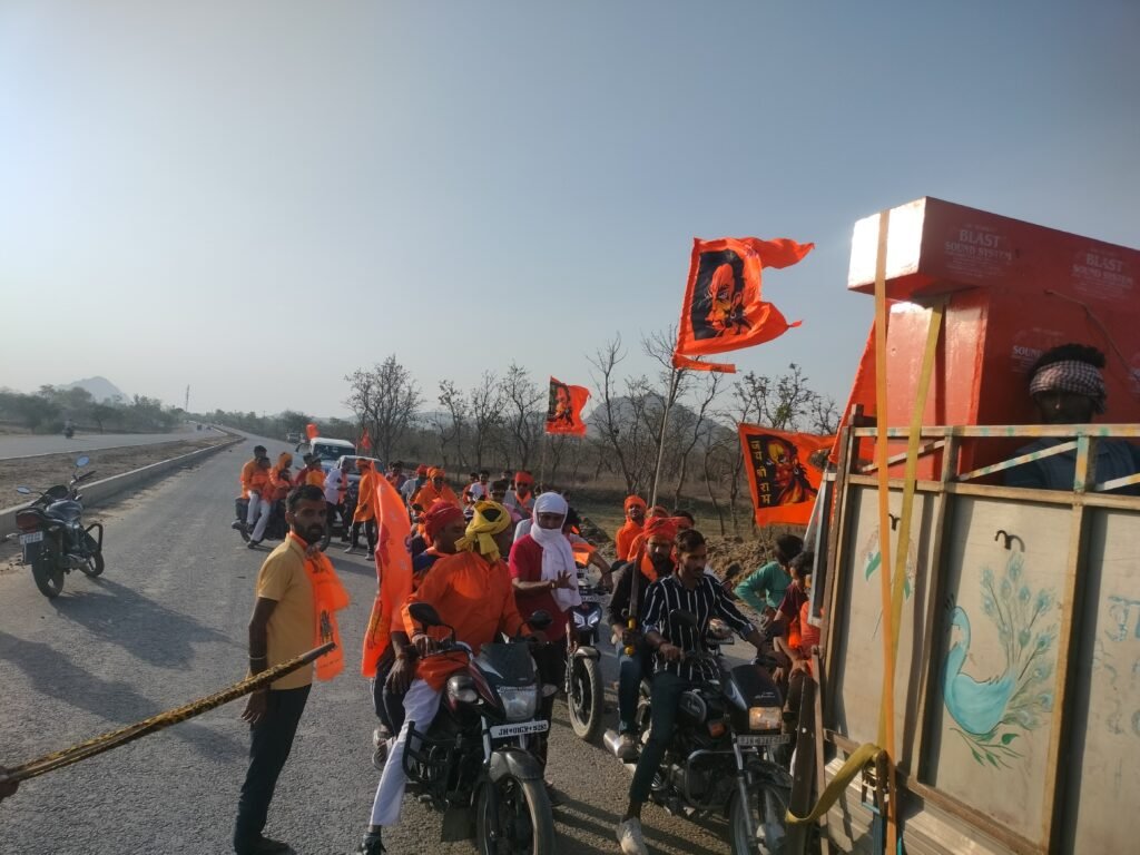 जय श्रीराम के जयघोष के साथ निकला रामनवमी का जुलूस जय श्रीराम के जयघोष के साथ निकला रामनवमी का जुलूस