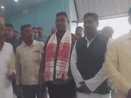 इंडी गठबंधन में खींचतान:राजद ने कहा- चतरा और पलामू हमारा अधिकार इंडी गठबंधन में खींचतान:राजद ने कहा- चतरा और पलामू हमारा अधिकार