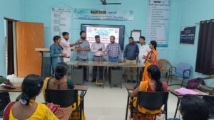 आरसेटी दुमका में जेएसएलपीएस के सीआरपी -ई पी प्रशिक्षण का किया गया शुभारंभ।