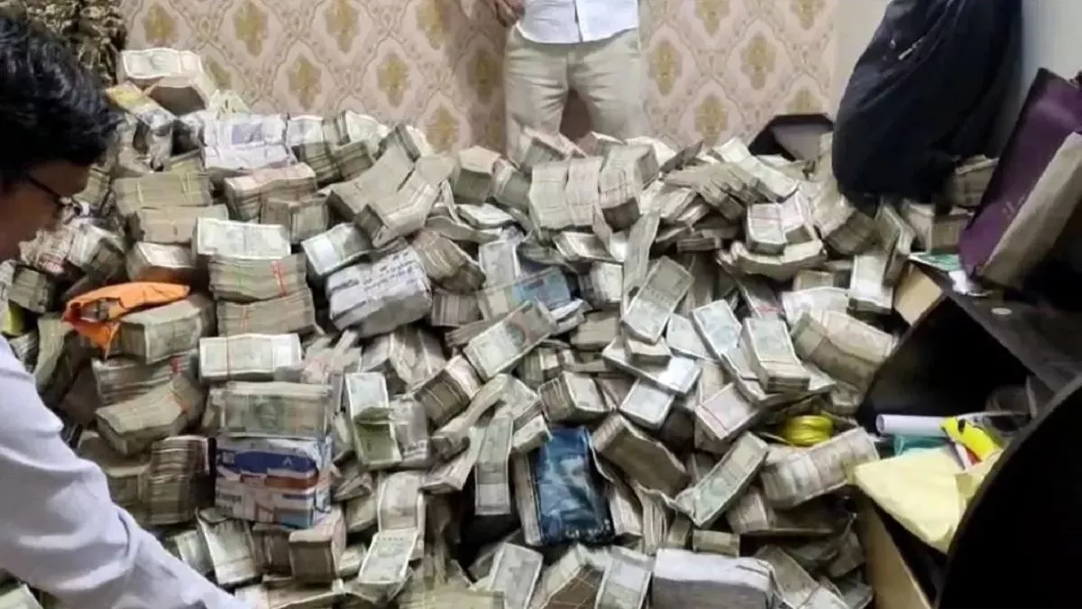 टेंडर कमीशन में मंत्री आलमगीर आलम ने कमा लिए 123 लाख रुपये:पढ़ें