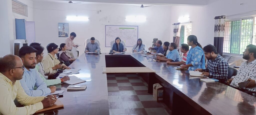 लोकसभा आम निर्वाचन 2024 के निमित प्रेस कॉन्फ्रेंस का आयोजन। लोकसभा आम निर्वाचन 2024 के निमित प्रेस कॉन्फ्रेंस का आयोजन।