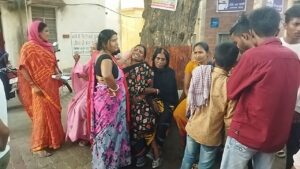दहेज के लिए पति ने पत्नी की फांसी लगा कर किया हत्या:जांच में जुटी पुलिस