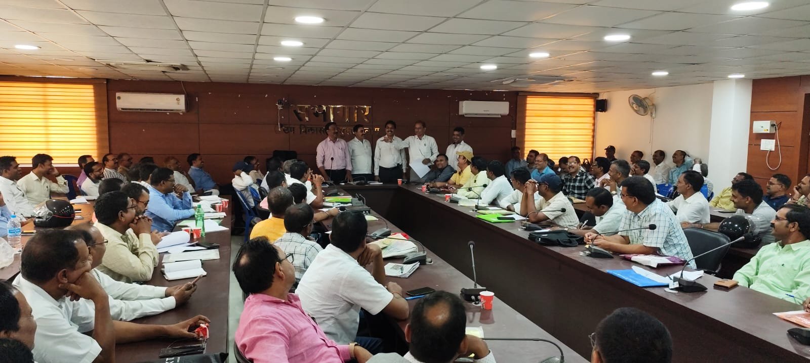 तृतीय चरण के चुनाव प्रशिक्षण की तैयारी पूरी, प्रशिक्षक हुए अपडेट तृतीय चरण के चुनाव प्रशिक्षण की तैयारी पूरी, प्रशिक्षक हुए अपडेट