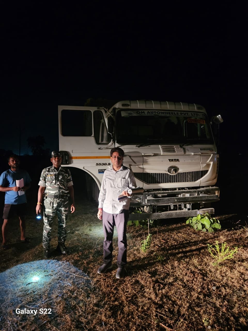 उपायुक्त के निर्देश पर अवैध परिवहन के खिलाफ चलाया गया अभियान