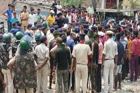 बिहार के छपरा में गोली कांड के बाद दो दिनों के लिए इंटरनेट बंद, चप्पे-चप्पे पर पुलिस बल तैनात