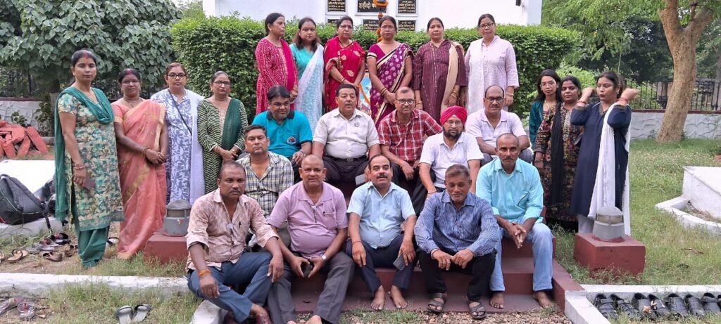 अखिल भारतीय पूर्व सैनिक सेवा परिषद ने रानी लक्ष्मी बाई को किया याद अखिल भारतीय पूर्व सैनिक सेवा परिषद ने रानी लक्ष्मी बाई को किया याद