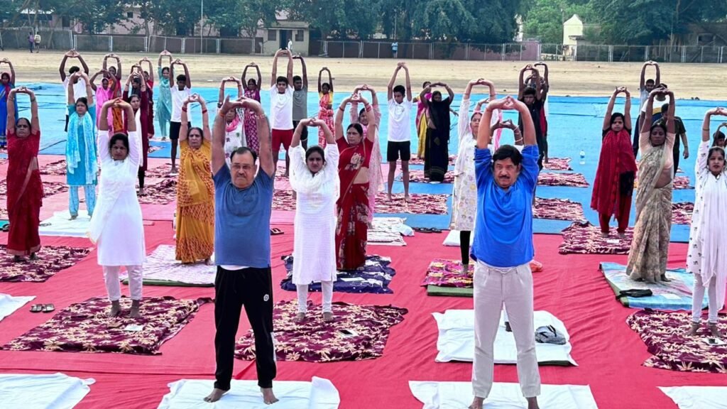 अंतर्राष्ट्रीय योग दिवस के अवसर पर जिला स्तर एवम प्रखंड स्तर पर योगाभ्याश कार्यक्रम का हुआ आयोजन अंतर्राष्ट्रीय योग दिवस के अवसर पर जिला स्तर एवम प्रखंड स्तर पर योगाभ्याश कार्यक्रम का हुआ आयोजन