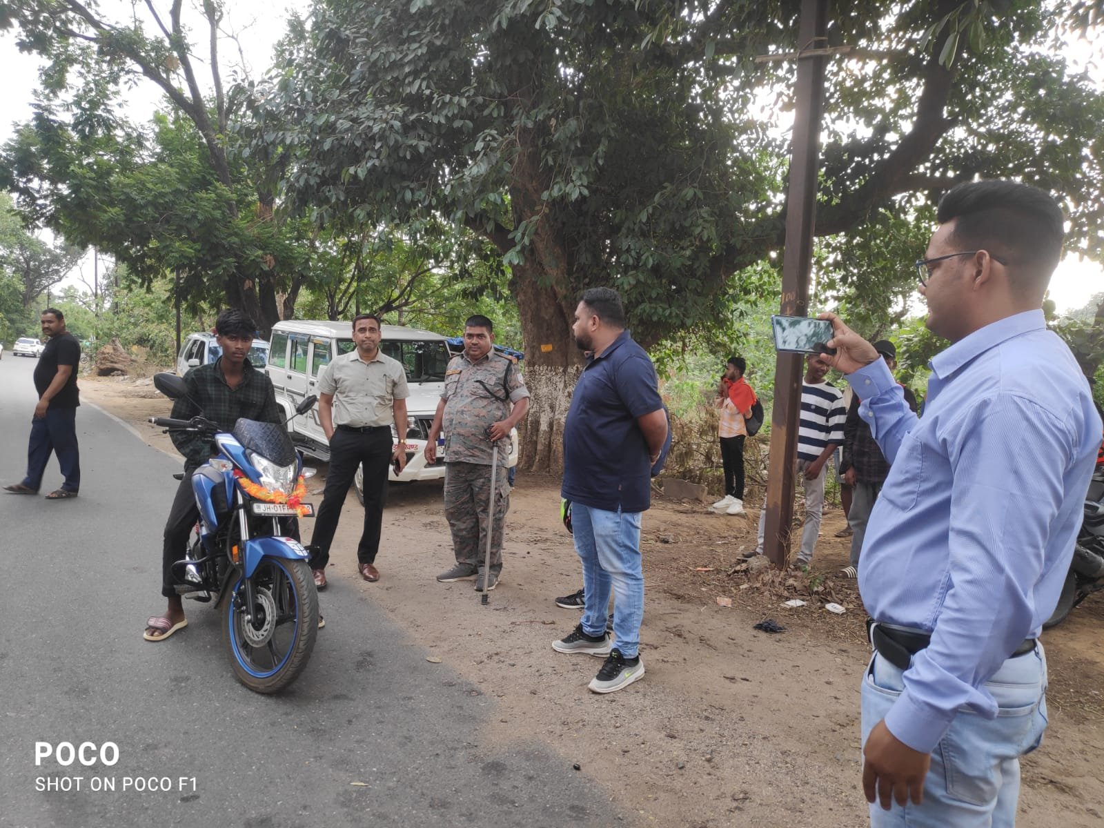 जिला परिवहन पदाधिकारी ने चलाया वाहन जांच अभियान, कहा यातायात नियम का पालन करें चालक जिला परिवहन पदाधिकारी ने चलाया वाहन जांच अभियान, कहा यातायात नियम का पालन करें चालक