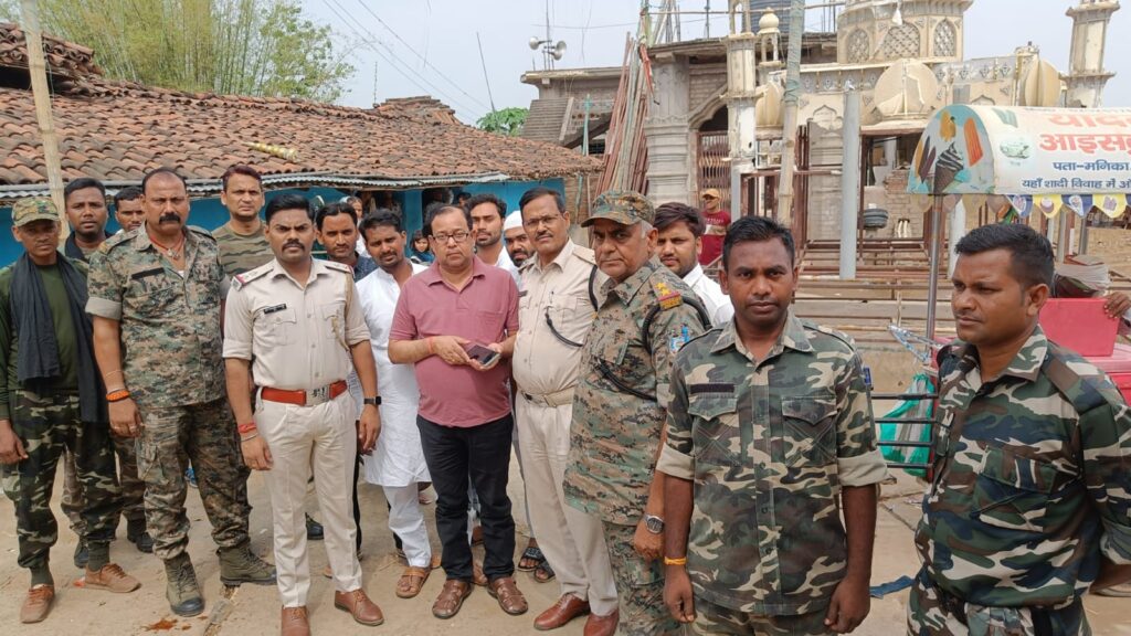 मनिका प्रखंड क्षेत्र में कुर्बानी की त्यौहार बकरीद शांतिपूर्ण तरीके से हुई संपन्न मनिका प्रखंड क्षेत्र में कुर्बानी की त्यौहार बकरीद शांतिपूर्ण तरीके से हुई संपन्न