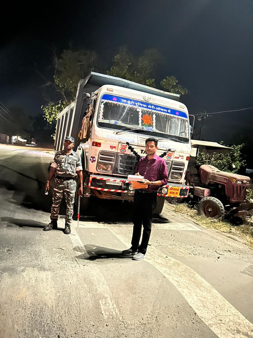 उपायुक्त के निर्देश पर अवैध परिवहन के खिलाफ चलाया गया अभियान