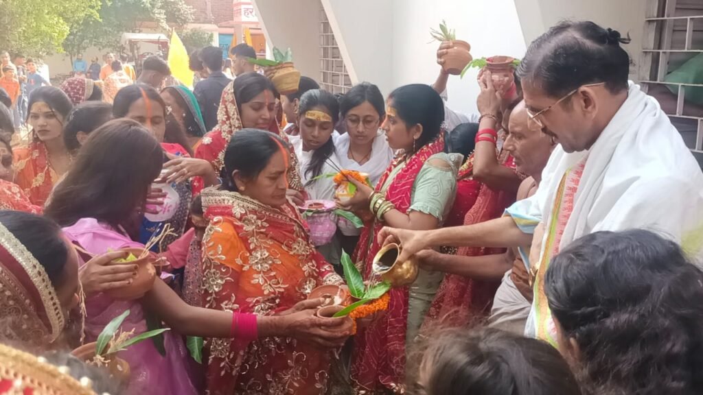रामघाट सतबरवा में पांच दिवसीय यज्ञ पूजा का शुभारंभ