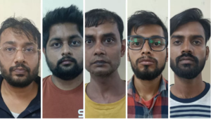 jharkhand:फर्जी पुलिस अधिकारी बनकर ठगी करने वाले गिरोह के पांच सदस्यों को पुलिस ने किया गिरफ्तार