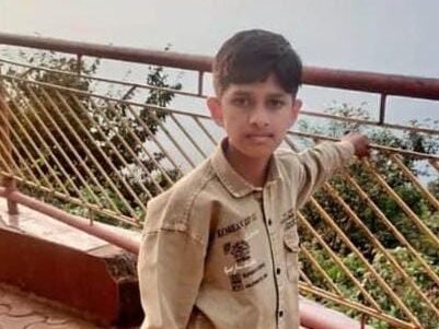 क्रिकेट खेलते - खेलते काल के गाल में समा गया घर का इकलौता चिराग क्रिकेट खेलते - खेलते काल के गाल में समा गया घर का इकलौता चिराग
