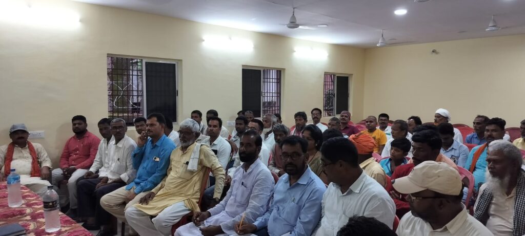 थाना परिसर में शांति समिति की हुई बैठक,आपसी भाईचारे के साथ मनाए मुहर्रम पर्व