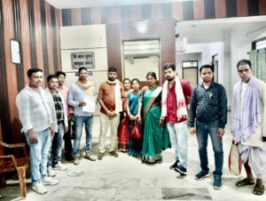 रामगढ़ उपायुक्त ने रामगढ़ डेली मार्केट विवाद सुलझाने संबंधी ज़रूरी कदम उठाने का दिया आश्वासन।