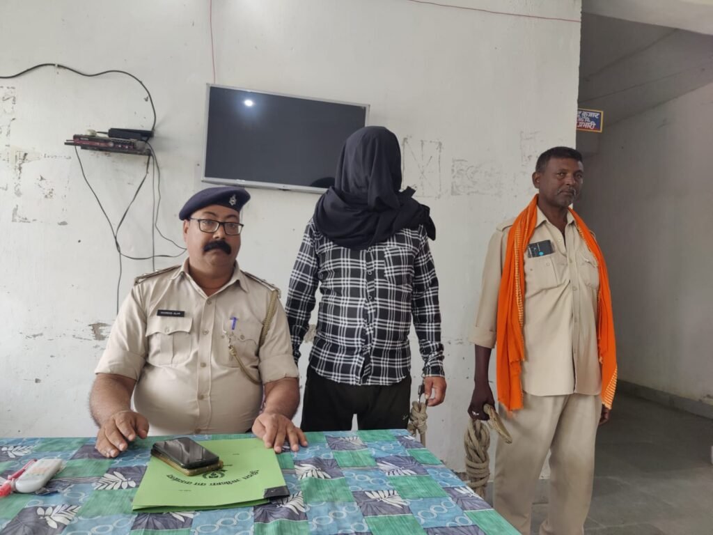 नावा बाजार में हाईवे ट्रक के जलाने का मुख्य आरोपी को नावा बाजार पुलिस ने किया गिरफतार,भेजा न्यायिक हिरासत में नावा बाजार में हाईवे ट्रक के जलाने का मुख्य आरोपी को नावा बाजार पुलिस ने किया गिरफतार,भेजा न्यायिक हिरासत में