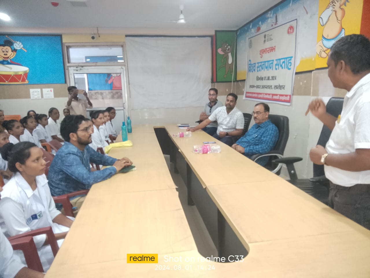 स्तनपान करा कर मां अपने बच्चे को कई तरह की बीमारियों से बचा सकती है:सिविल सर्जन
