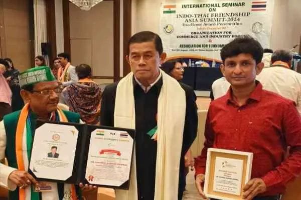 पलामू के पर्यावरणविद् डॉ कौशल किशोर जायसवाल को भारत गौरव अवार्ड पलामू के पर्यावरणविद् डॉ कौशल किशोर जायसवाल को भारत गौरव अवार्ड