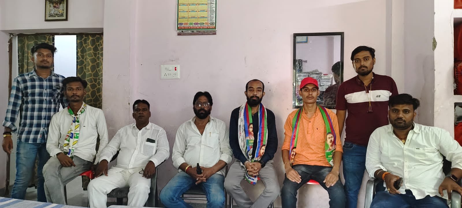 मुख्यमंत्री हेमंत सोरेन की प्रोग्राम में विरोध करने पहुंचे आजसू छात्र संघ समेत आजसू पार्टी के कई नेता को पुलिस ने किया गिरफ्तार। मुख्यमंत्री हेमंत सोरेन की प्रोग्राम में विरोध करने पहुंचे आजसू छात्र संघ समेत आजसू पार्टी के कई नेता को पुलिस ने किया गिरफ्तार।
