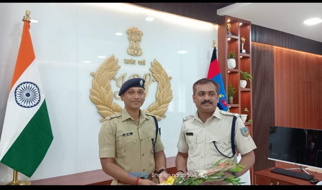 नये पुलिस अधीक्षक के पद पर कुमार गौरव ने लिए प्रभार नये पुलिस अधीक्षक के पद पर कुमार गौरव ने लिए प्रभार