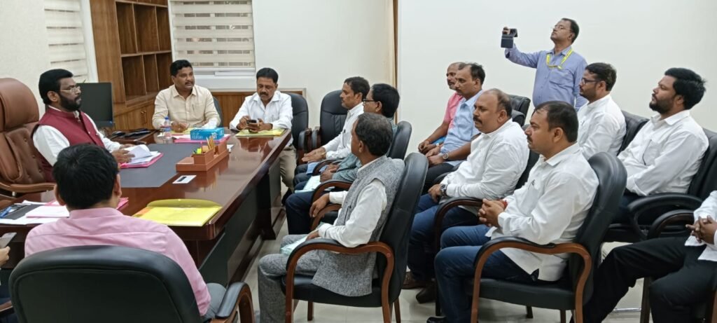 पारा शिक्षकों का माननीय शिक्षा मंत्री के अध्यक्षता मे वार्ता सफल सरकार को दी बधाई: मोर्चा पारा शिक्षकों का माननीय शिक्षा मंत्री के अध्यक्षता मे वार्ता सफल सरकार को दी बधाई: मोर्चा