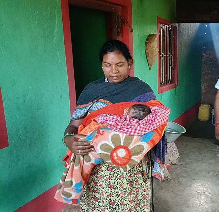 मानवता को शर्मसार करने वाली मां ने अपने ही नवजात शिशु को फेंकी झाड़ी में मानवता को शर्मसार करने वाली मां ने अपने ही नवजात शिशु को फेंकी झाड़ी में