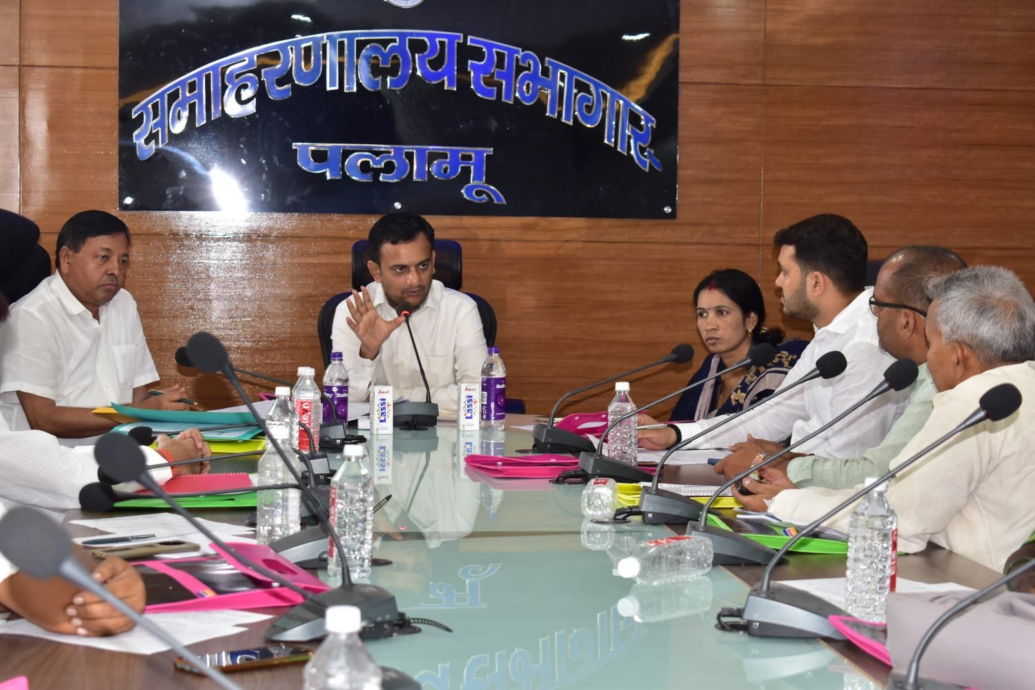 अबुआ आवास योजना”अंतगर्त वित्तीय वर्ष 2024-25 में स्वीकृति के लिए आवास अनुमोदन हेतु जिला स्तरीय अपीलीय समिति का बैठक सम्पन्न