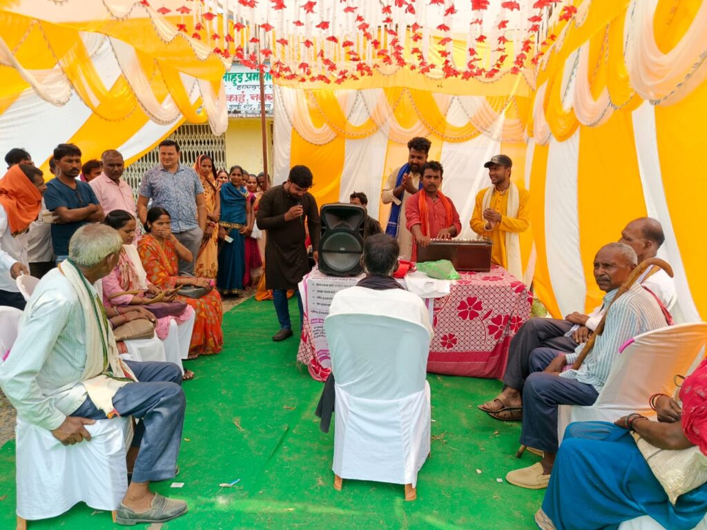 श्री बंशीधर नगर में चला जागरूकता अभियान ''आपकी योजना आपकी सरकार आपके द्वार" कार्यक्रम में आमजनों को किया गया जागरूक श्री बंशीधर नगर में चला जागरूकता अभियान ''आपकी योजना आपकी सरकार आपके द्वार" कार्यक्रम में आमजनों को किया गया जागरूक