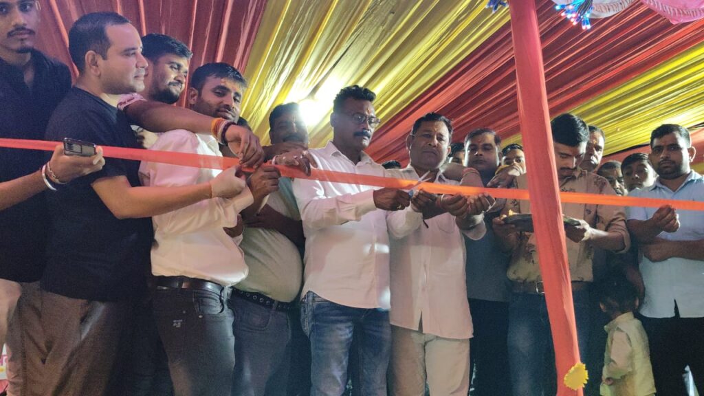 गणेश पूजा समिति के द्वारा किया गया भक्ति जागरण का आयोजन गणेश पूजा समिति के द्वारा किया गया भक्ति जागरण का आयोजन