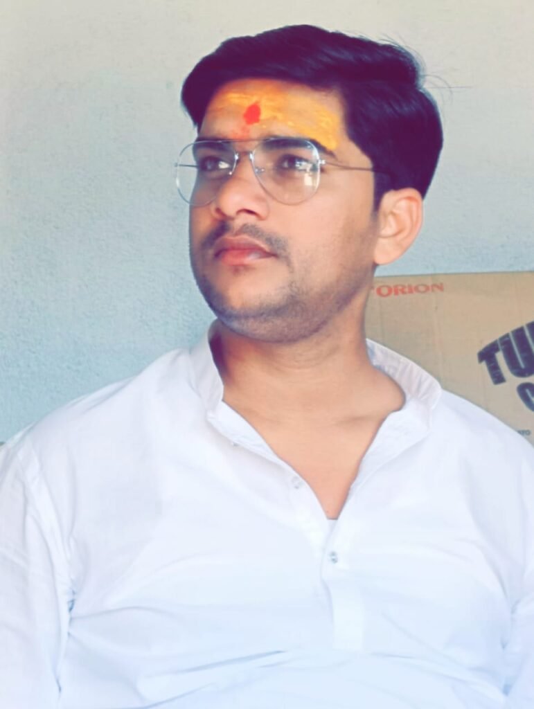 अंबेडकर नगर मोहल्ला बना गंदगी का भंडार : आजसू प्रखंड अध्यक्ष विवेक कुमार दुबे