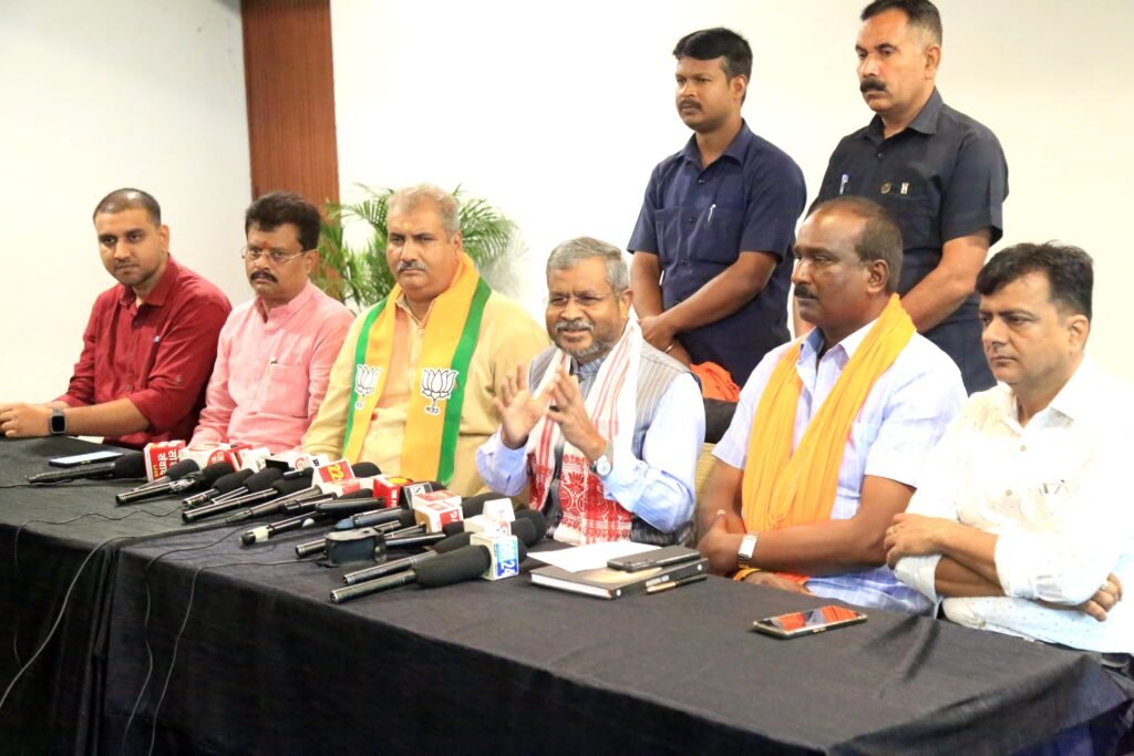 पीएम का अद्भुत होगा स्वागत,भाजपा की तैयारी पूरी पीएम का अद्भुत होगा स्वागत,भाजपा की तैयारी पूरी