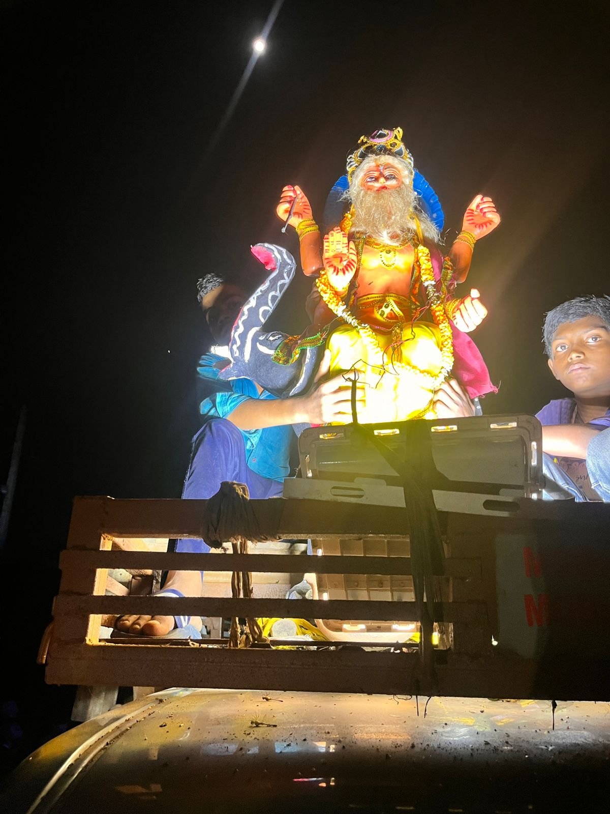 भगवान विश्वकर्मा की पूजा धूमधाम से मनाया गया