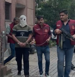 जीटीबी अस्पताल हत्या मामले के मुख्य आरोपी फहीम उर्फ बादशाह गिरफ्तार जीटीबी अस्पताल हत्या मामले के मुख्य आरोपी फहीम उर्फ बादशाह गिरफ्तार